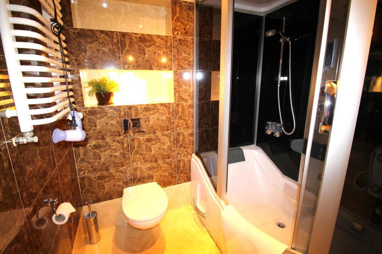 Lucky Apartaments Old Town -Economy Breslavia Esterno foto